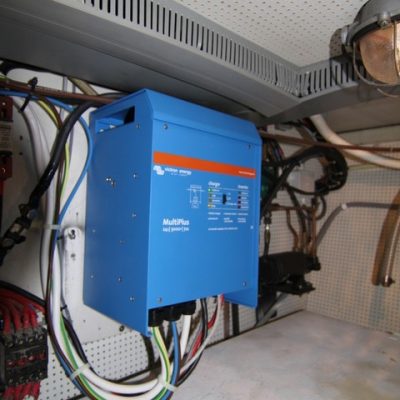 15 Neptunus 145 moteur